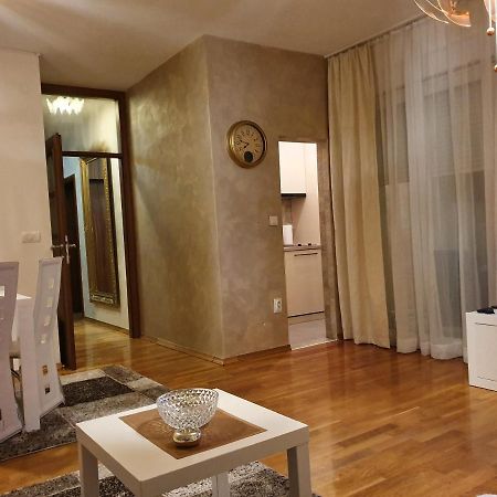 Centar New Lux Apartman Budva Kültér fotó