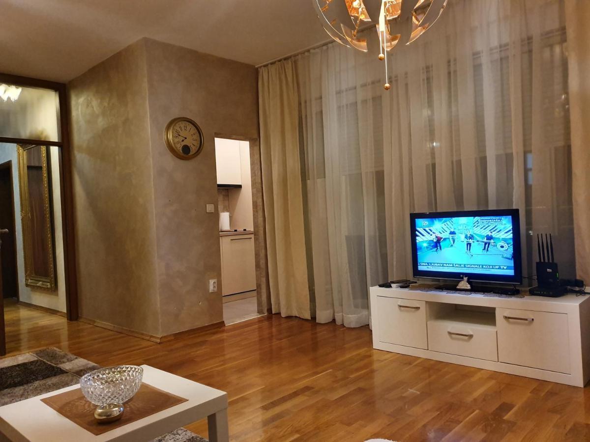 Centar New Lux Apartman Budva Kültér fotó